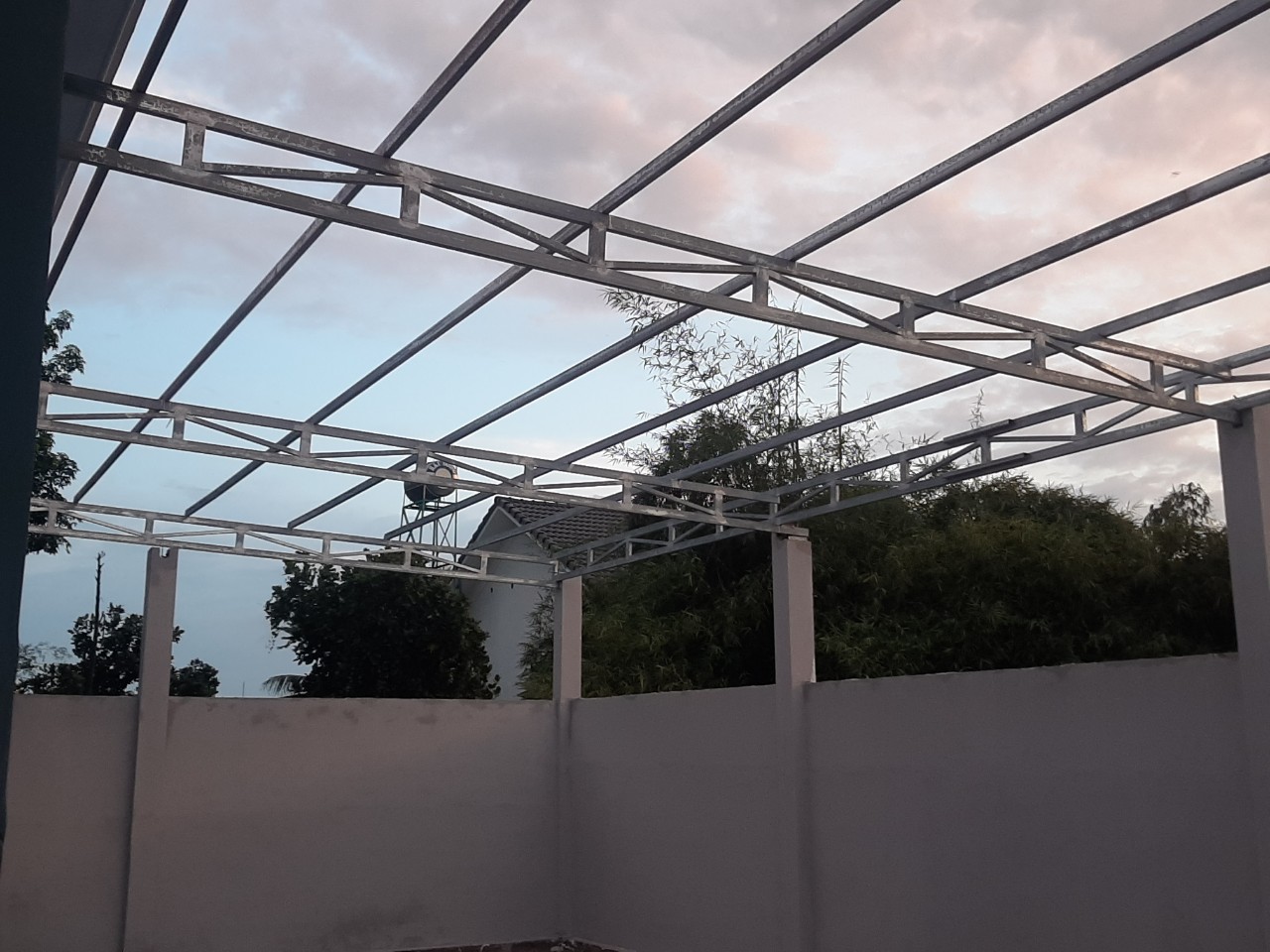 làm mái tôn ở quận Bình Thạnh - 0368115251 - Gía cực rẻ nhất tphcm