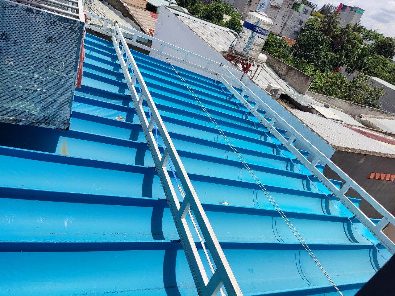 dịch vụ làm mái tôn TPHCM - làm mái tôn tại quận Thanh Xuân - thi công mái tôn nhà xưởng tại Sóng Thần - thi công mái tôn nhà xưởng tại quận 7 - dịch vụ làm mái tôn giá rẻ tại quận Tân Bình - 0368115251